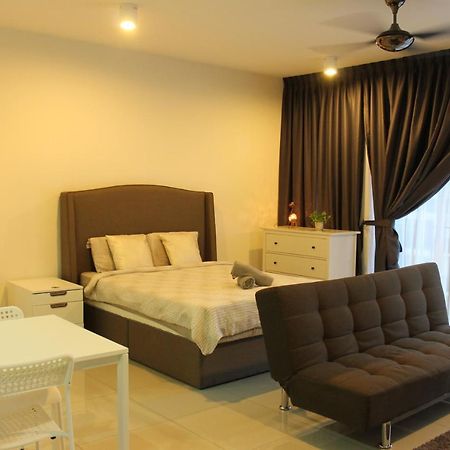 Studio Room Next To Sccc At Trefoil Setia Alam For 2-4 Pax Extérieur photo